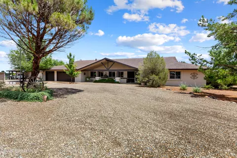 1714 W W Merrill Dr, Prescott, AZ 86305