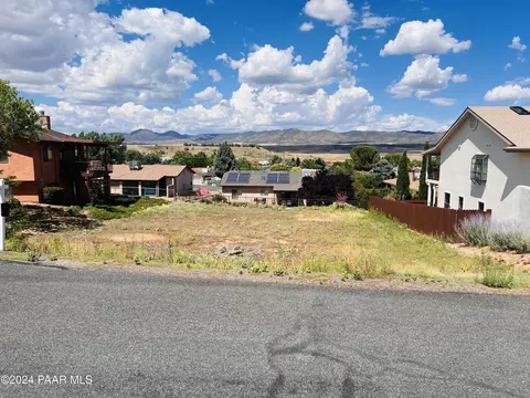 11574 E Riata Way, Dewey-humboldt, AZ 86327