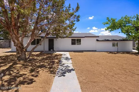 439 E Antelope Run Rd, Paulden, AZ 86334 photo 2