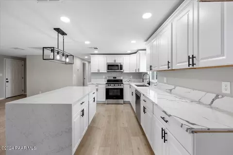 439 E Antelope Run Rd, Paulden, AZ 86334 photo 8