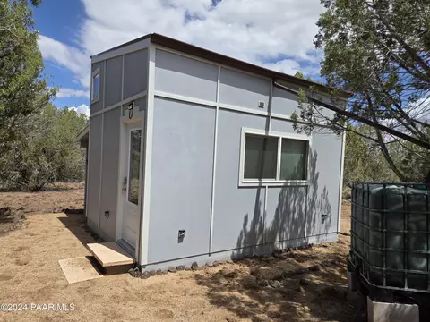 354 Off Haywire, Ash Fork, AZ 86320 photo 4
