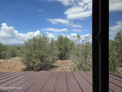 354 Off Haywire, Ash Fork, AZ 86320 photo 12