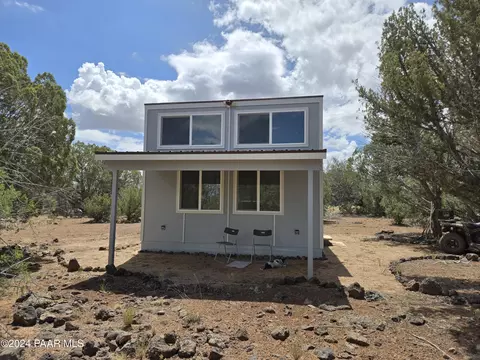 354 Off Haywire, Ash Fork, AZ 86320 photo 2