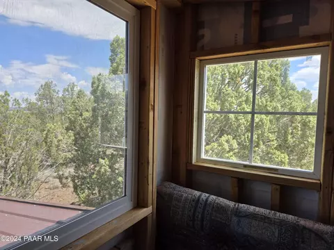 354 Off Haywire, Ash Fork, AZ 86320 photo 13