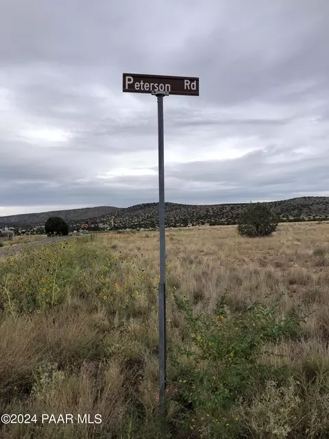 64 E Peterson Rd, Paulden, AZ 86334 photo 6