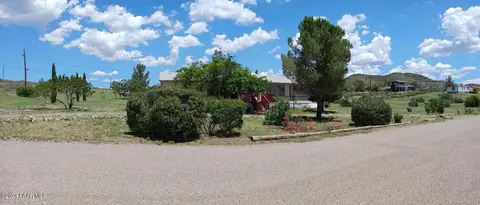 11030 E Meadow Dr, Mayer, AZ 86333 photo 2