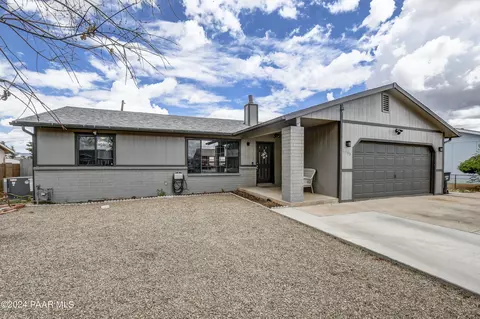 3985 N Dale Dr, Prescott Valley, AZ 86314
