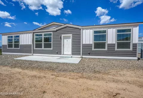 1880 N Gallian Fox Run, Dewey, AZ 86327