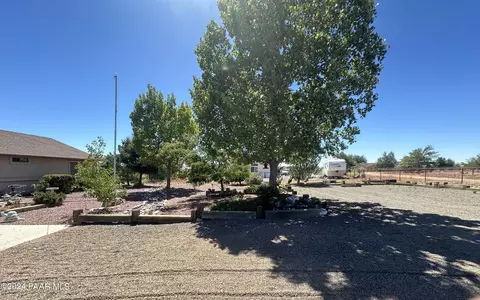 655 W Rose Dr, Paulden, AZ 86334 photo 16