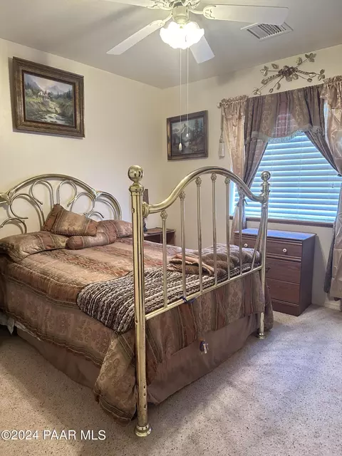 655 W Rose Dr, Paulden, AZ 86334 photo 9