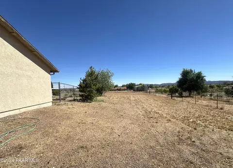 655 W Rose Dr, Paulden, AZ 86334 photo 12