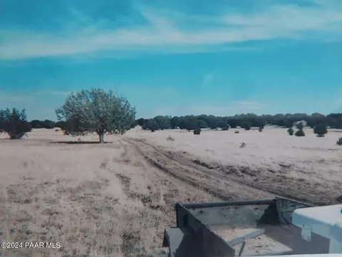 lot84 Juniperwood Rnch, Ash Fork, AZ 86320 photo 5