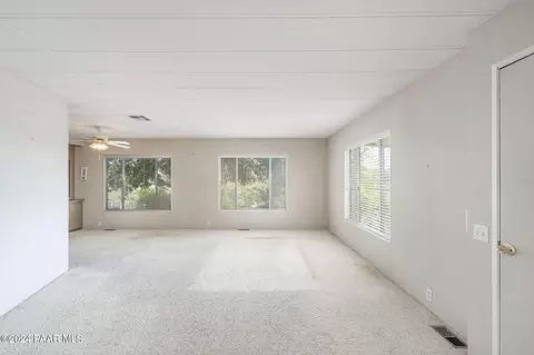 10246 E Durham Rd, Dewey, AZ 86327 photo 3