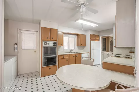 10246 E Durham Rd, Dewey, AZ 86327 photo 7