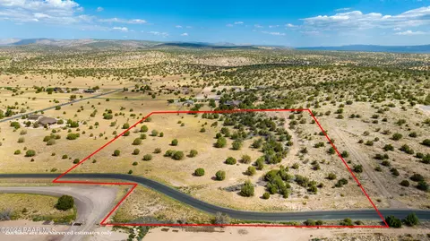 1850 E Aiken Ranch Rd, Paulden, AZ 86334 photo 1