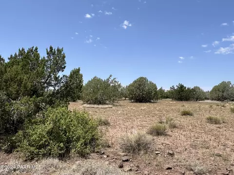 329 Rut Rd # D, Ash Fork, AZ 86320 photo 5