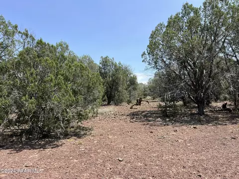 121 Camp Rd # B, Ash Fork, AZ 86320 photo 3