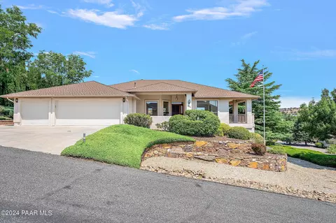 798 N San Carlos Dr, Dewey, AZ 86327