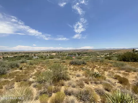 20391 E Tonelea Trl, Mayer, AZ 86333 photo 3
