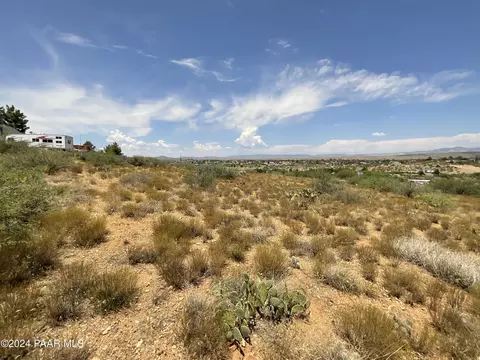 20391 E Tonelea Trl, Mayer, AZ 86333 photo 5