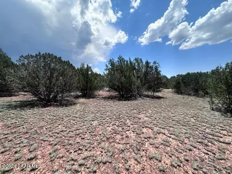 1462 E Barbara Rd, Williams, AZ 86046
