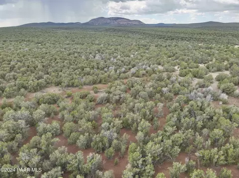 11189 Huckleberry Rd, Ash Fork, AZ 86320 photo 9