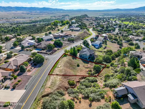 10595 E Old Black Canyon Hwy, Dewey-humboldt, AZ 86327