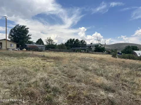 1540 N Douglas Dr, Prescott, AZ 86301