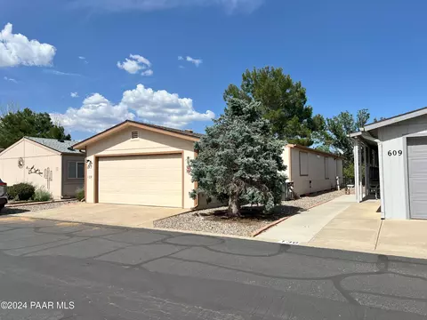 617 N Blue Spruce Dr, Prescott Valley, AZ 86314