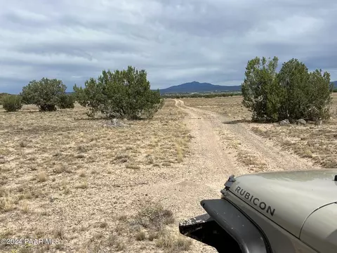 296 Off Of Lakota Ranch Rd, Ash Fork, AZ 86320