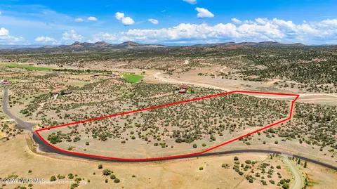 14945 N Puntenney Rd, Prescott, AZ 86305