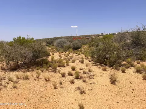 8455 W Framingham Rd, Kirkland, AZ 86332