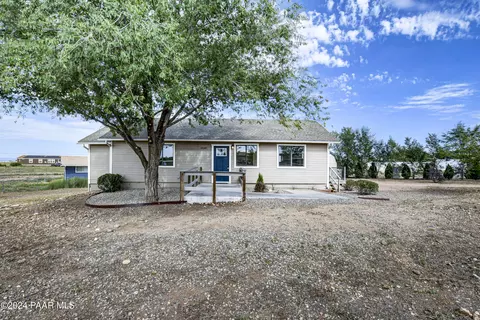 25360 N Robin Dr, Paulden, AZ 86334
