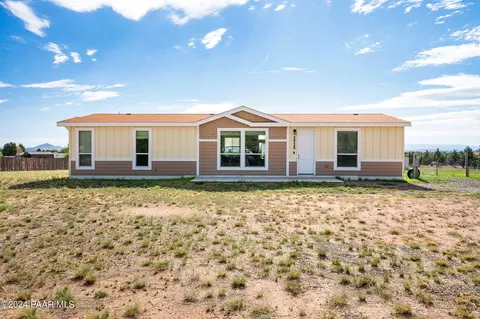 2525 N Hohokam Dr, Chino Valley, AZ 86323