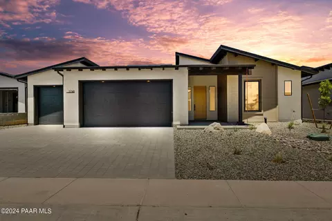 5748 E Hahn St, Prescott Valley, AZ 86314