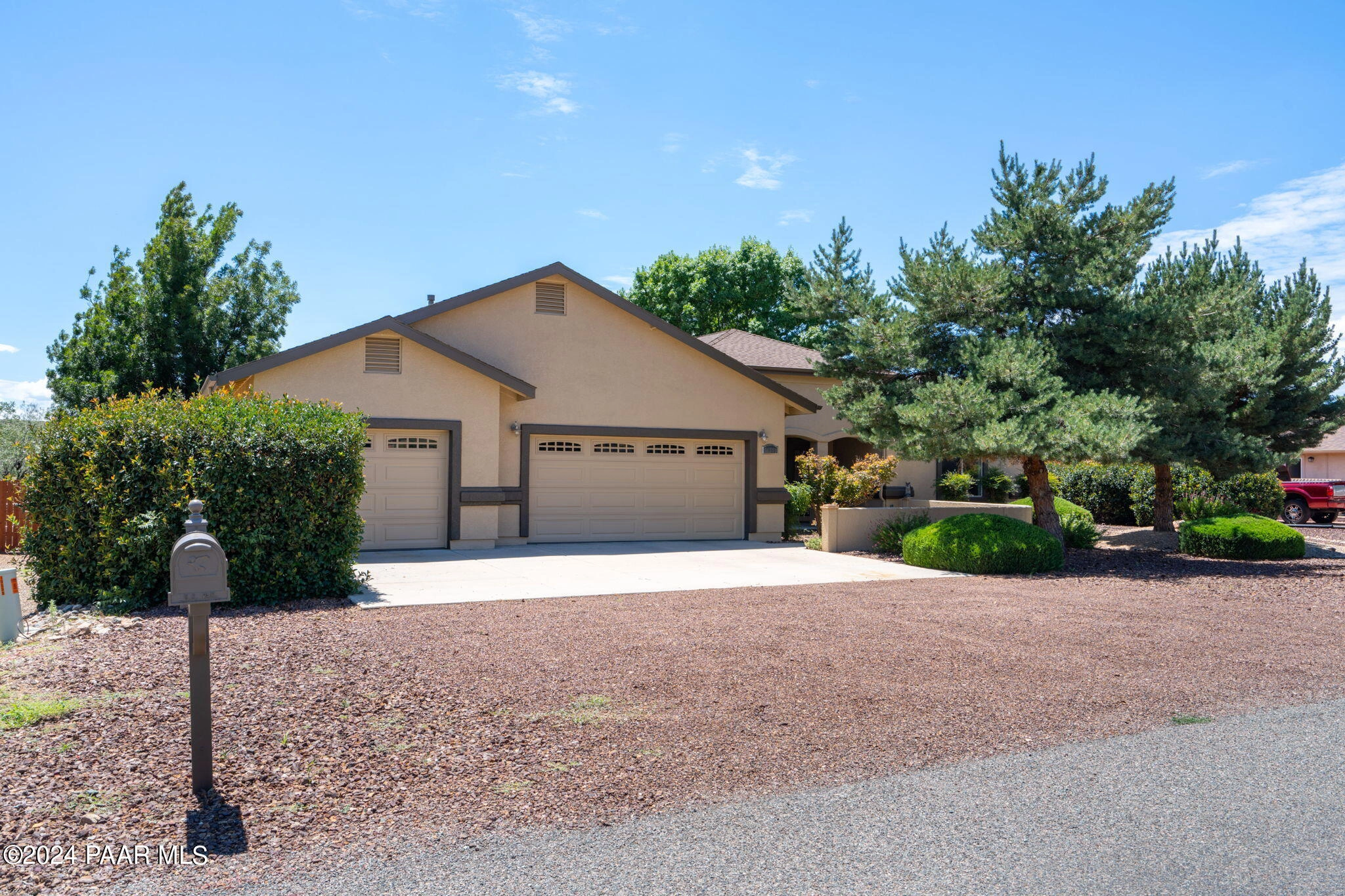 10559 E Manzanita Trl  