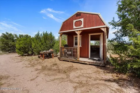 3555 W Cooks Trl, Ash Fork, AZ 86320 photo 13