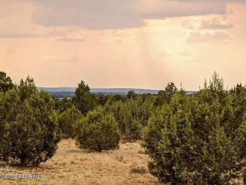 333 Stewart Rd, Seligman, AZ 86337
