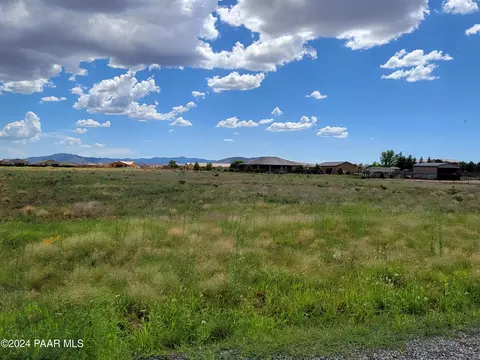7675 Tradition Way, Prescott Valley, AZ 86315