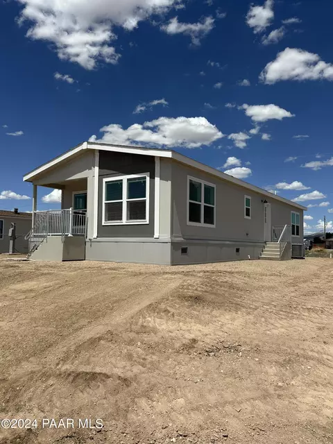 380 W Baja Rd, Paulden, AZ 86334