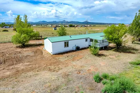 24771 N Big Springs Ranch Rd, Paulden, AZ 86334