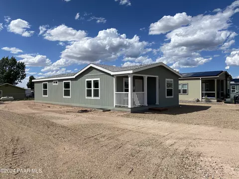 24390 N Marblehead Ave, Paulden, AZ 86334 photo 2