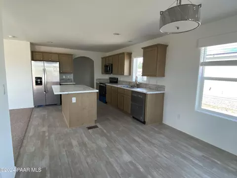 24390 N Marblehead Ave, Paulden, AZ 86334 photo 21