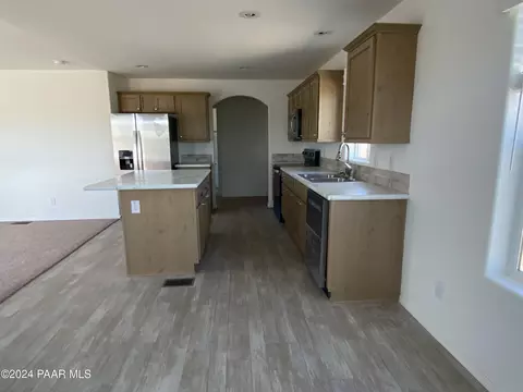 24390 N Marblehead Ave, Paulden, AZ 86334 photo 12