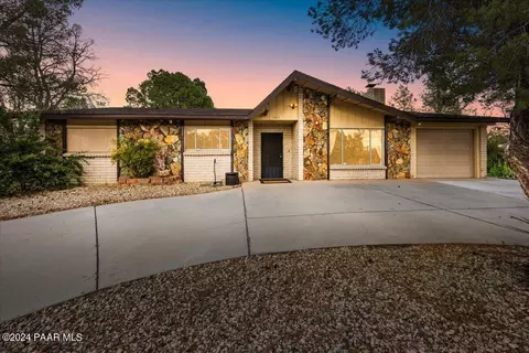 1617 Campbell Ave, Prescott, AZ 86301