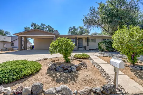 5 Bar Heart Dr, Prescott, AZ 86301