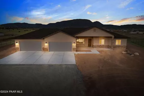 9901 N Martingale Way, Prescott Valley, AZ 86315