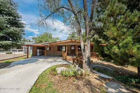 805 Eagle Cir, Prescott, AZ 86305