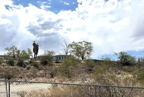 34965 S School Loop Rd, Black Canyon City, AZ 85324