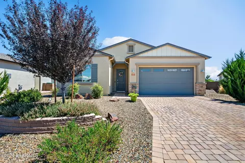 8703 N Lightning Ct, Prescott Valley, AZ 86315